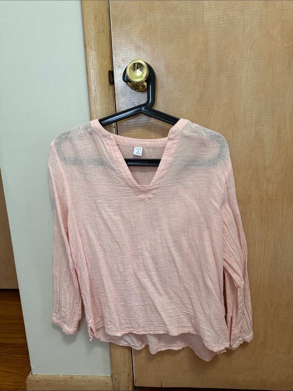 Old Navy Light Pink V-Neck Long Sleeve Top